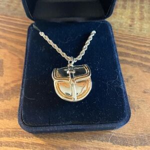 Montana Silversmith saddlebag locket